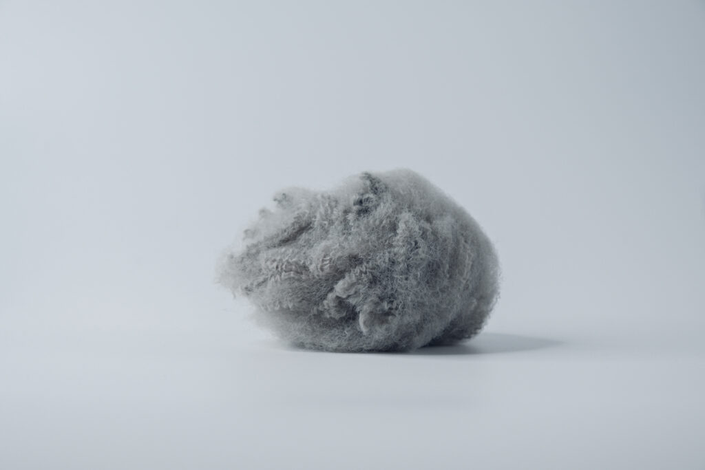 リサイクルレギュラー繊維 GRAY